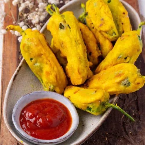 GREEN CHILI PAKORA