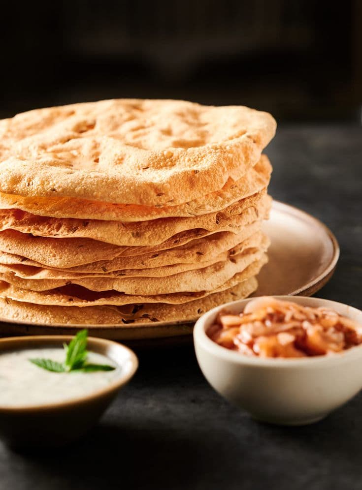 PAPADUM WITH ONION CHUTNEY AND GREEN CHUTNEY